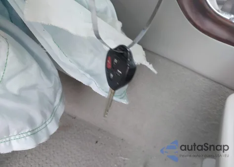 2011 Toyota Avalon Limited z USA, uszkodzony, nr VIN 4T1BK3DB5B4419517